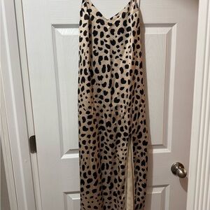 Elegant Leopard Print Midi Dress